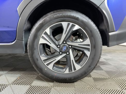 Used 2024 Subaru Crosstrek 2.0i Premium image 11