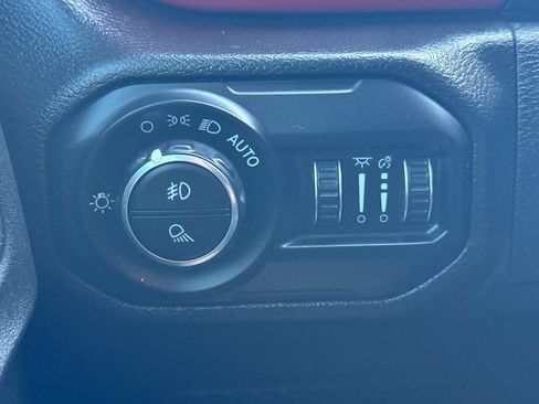 Used 2021 Jeep Gladiator Rubicon AWD/4WD image 37