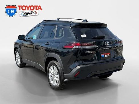 Certified 2026 Toyota Corolla Cross LE FWD image 3