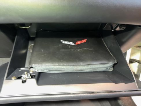 Used 1998 Chevrolet Corvette Convertible w/ Memory Pkg RWD image 80