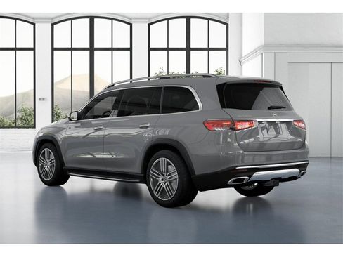 New 2026 Mercedes-Benz GLS 450 4MATIC image 29