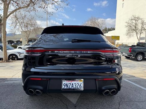 Used 2024 Porsche Macan S image 9
