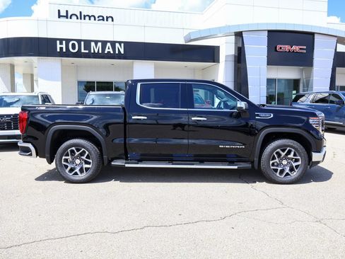 New 2026 GMC Sierra 1500 SLT w/ SLT Premium Plus Package AWD/4WD image 2