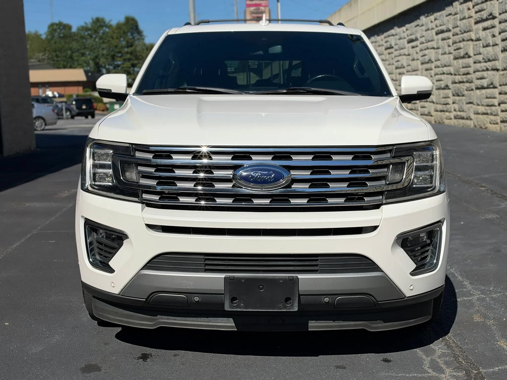Used 2020 Ford Expedition Max Limited w/ Equipment Group 302A RWD image 4