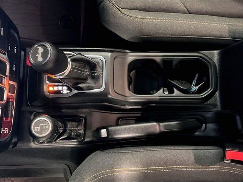 Used 2026 Jeep Wrangler Unlimited Sport AWD/4WD image 17