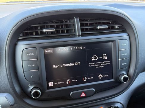 Used 2025 Kia Soul LX w/ LX Technology Package image 20