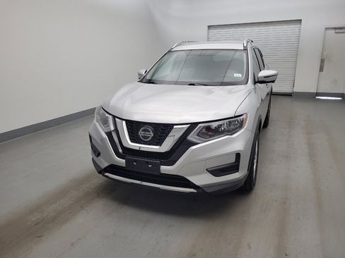 Used 2018 Nissan Rogue SV w/ Premium Package AWD/4WD image 15