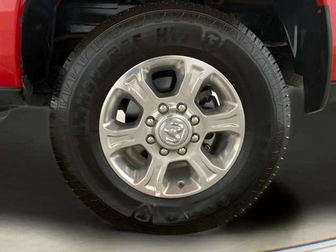 Used 2026 RAM 2500 Big Horn AWD/4WD image 90