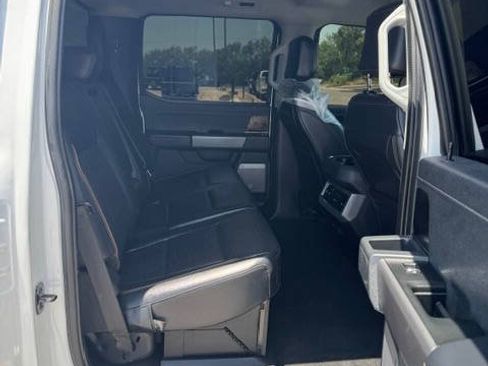 Used 2025 Ford F250 Lariat w/ FX4 Off-Road Package AWD/4WD image 28