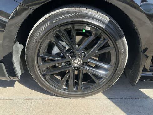 Used 2026 Toyota Camry SE w/ Multimedia Upgrade Package image 11