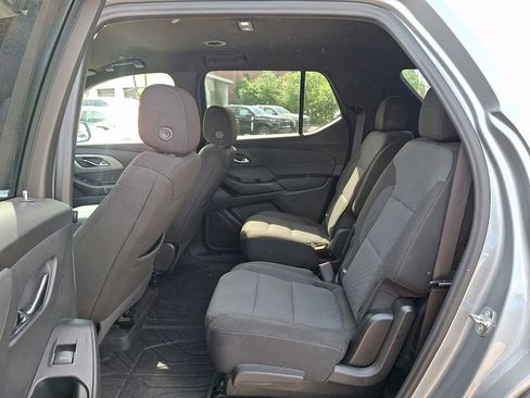 Used 2023 Chevrolet Traverse LT w/ LPO, Floor Liner Package AWD/4WD image 15