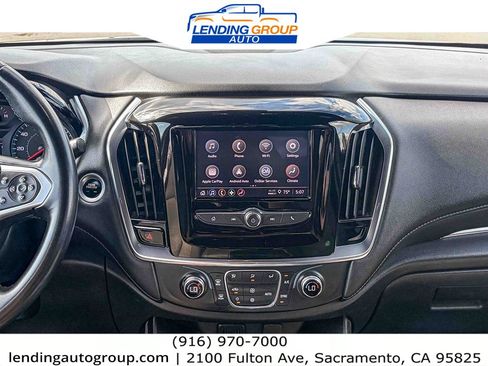 Used 2023 Chevrolet Traverse LT FWD image 12