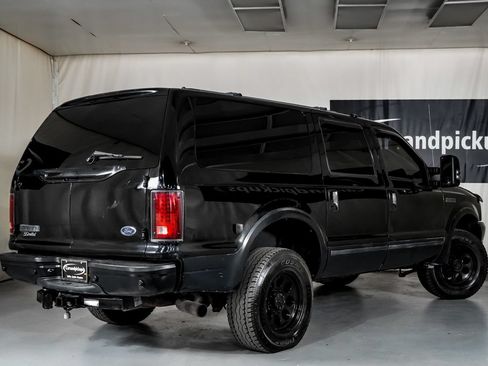 Used 2004 Ford Excursion Limited AWD/4WD image 8