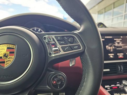 Used 2021 Porsche Cayenne Turbo S AWD/4WD image 35
