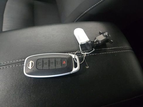 Used 2024 Nissan Sentra SV w/ All-Weather Package image 21