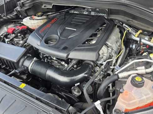 Used 2024 Alfa Romeo Stelvio Sprint RWD image 18