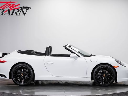 Used 2017 Porsche 911 Carrera RWD image 6