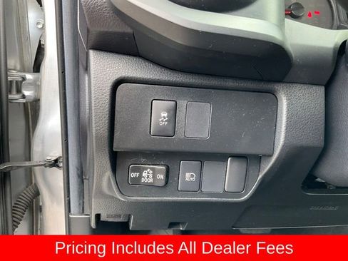 Used 2022 Toyota Tacoma SR w/ SR Convenience Package RWD image 8