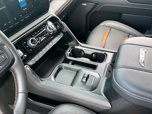 Certified 2024 GMC Sierra 2500 AT4 w/ AT4 Premium Plus Package image 17