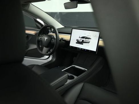 Used 2023 Tesla Model 3 Standard Range RWD image 61
