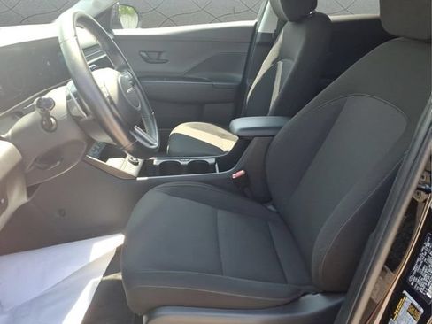 Certified 2024 Hyundai Kona SEL FWD image 19