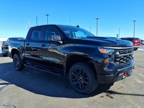 New 2026 Chevrolet Silverado 1500 Custom Trail Boss w/ LPO, Dark Essentials Package AWD/4WD image 7