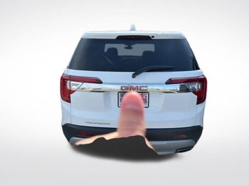 Used 2023 GMC Acadia SLE image 9