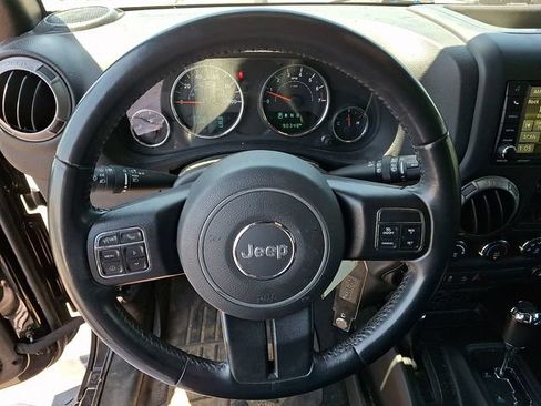 Used 2017 Jeep Wrangler Unlimited Sport w/ Quick Order Package 24S AWD/4WD image 12