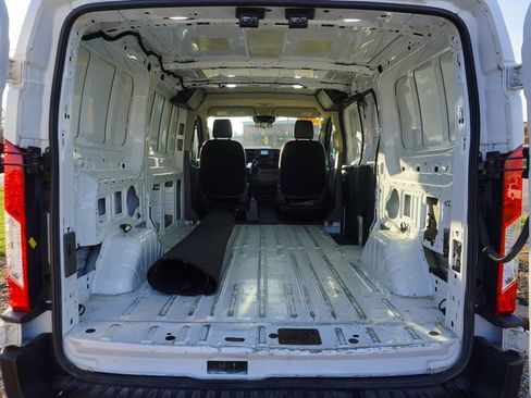 Used 2020 Ford Transit 250 Low Roof image 26