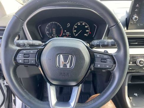 Used 2025 Honda Pilot EX-L image 29