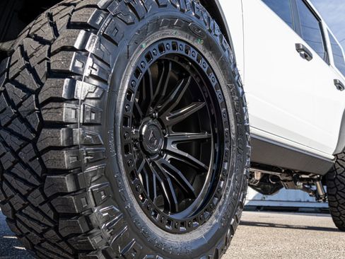 New 2025 Ford Bronco Badlands AWD/4WD image 16