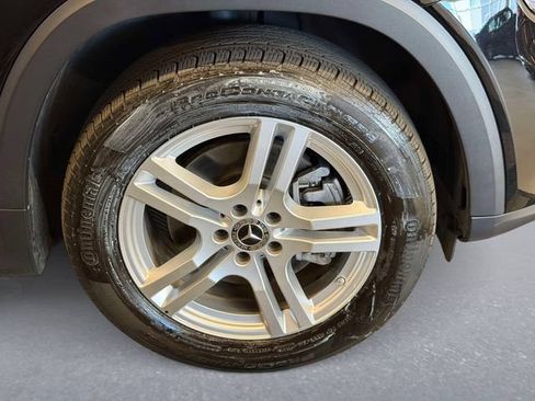 Used 2023 Mercedes-Benz GLB 250 4MATIC image 7