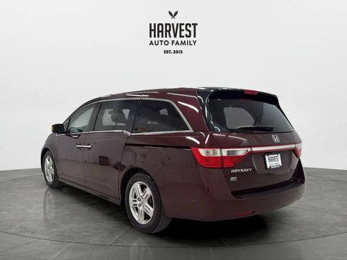 Used 2013 Honda Odyssey Touring image 4