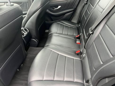 Used 2022 Mercedes-Benz GLC 300 4MATIC image 13