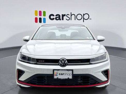 Used 2025 Volkswagen Jetta GLI Autobahn image 8