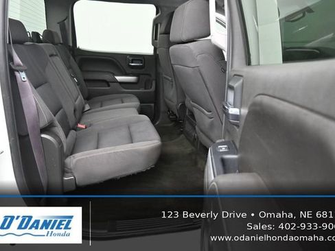 Used 2017 Chevrolet Silverado 1500 LT w/ All Star Edition AWD/4WD image 36