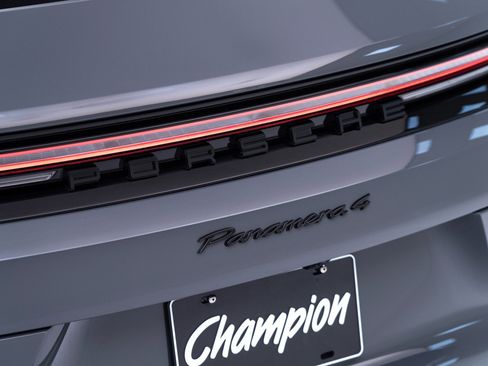New 2026 Porsche Panamera 4 AWD/4WD image 14