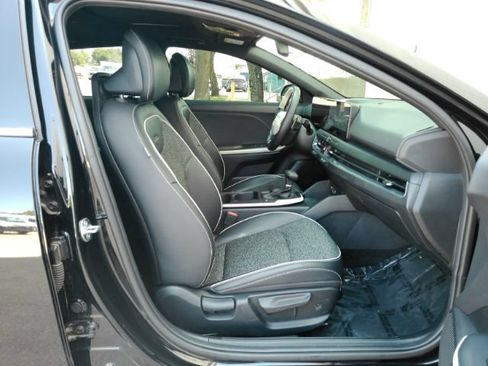 Used 2025 Kia K4 GT-Line w/ GT-Line Sunroof Package FWD image 22