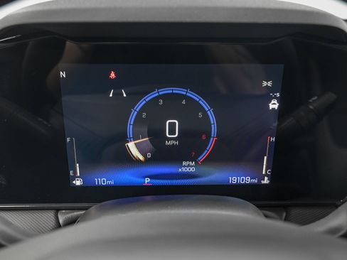 Used 2024 Chevrolet TrailBlazer LT w/ LT Cold Weather Package FWD image 20