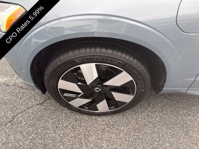 Certified 2024 Volvo XC60 T8 Plus w/ Protection Package Premier AWD/4WD image 21