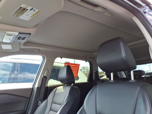 Used 2023 Nissan Rogue SV w/ SV Premium B Package image 8