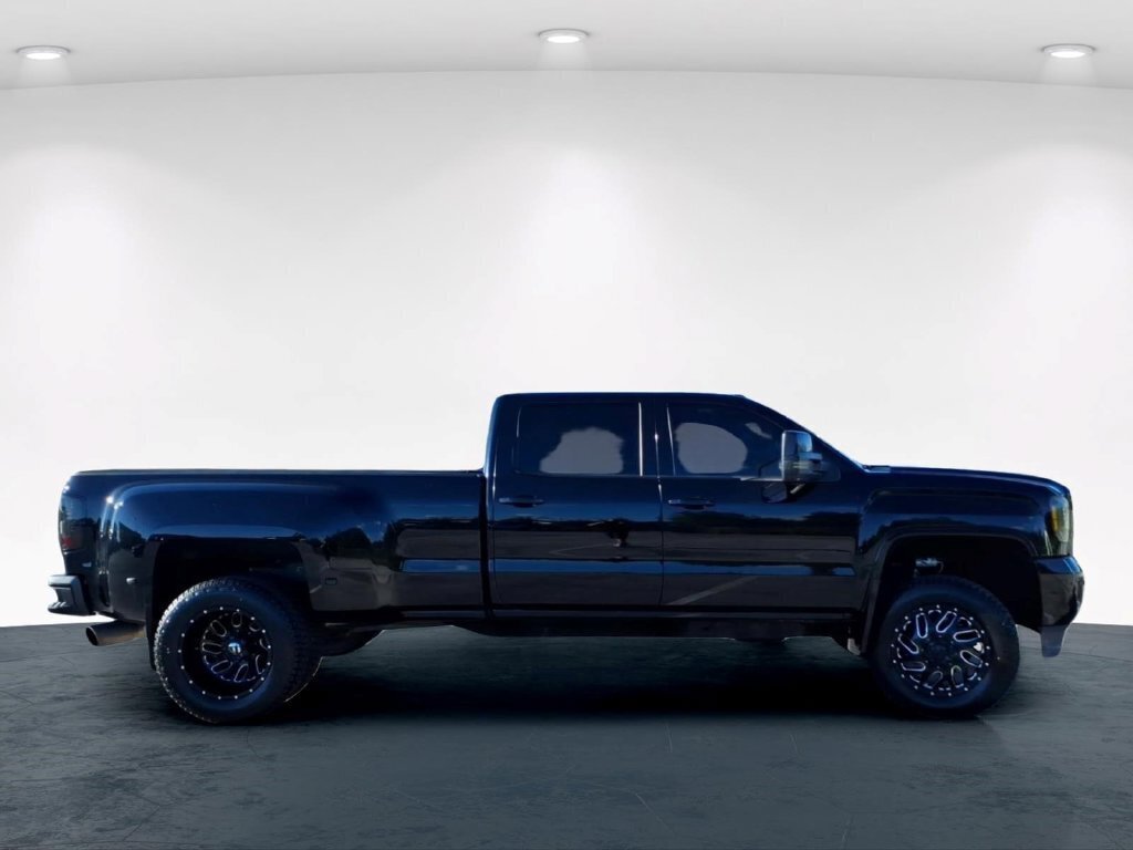 Used 2016 GMC Sierra 3500 Denali w/ Duramax Plus Package AWD/4WD image 5