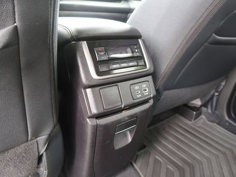 Certified 2023 Subaru Ascent Onyx Edition AWD/4WD image 31