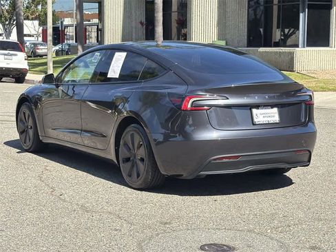 Used 2024 Tesla Model 3 Standard Range image 4