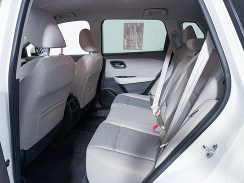 Certified 2022 Nissan Rogue SV AWD/4WD image 37