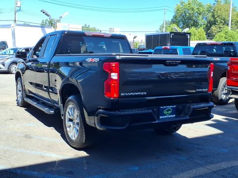 Used 2023 Chevrolet Silverado 1500 Custom AWD/4WD image 4