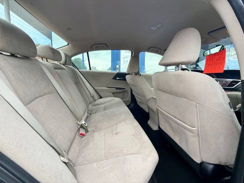 Used 2013 Honda Accord LX image 21