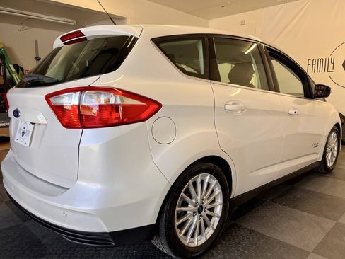 Used 2015 Ford C-MAX Energi SEL w/ Equipment Group 303A FWD image 6