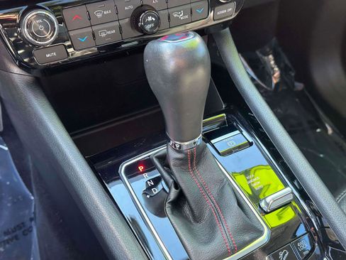 Used 2022 Jeep Compass Trailhawk w/ Trailhawk Elite Group image 31