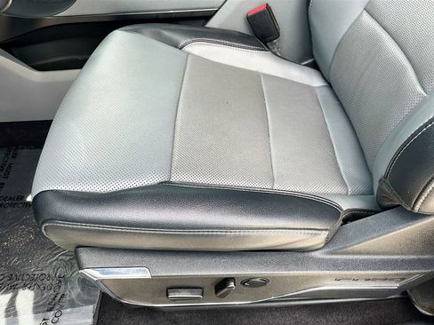 Used 2023 Ford F150 Lariat AWD/4WD image 20